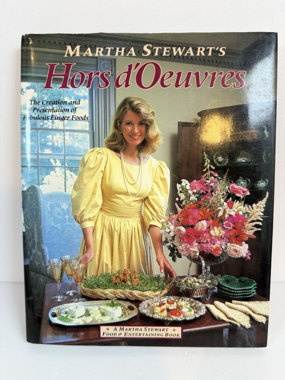 Vintage Martha Stewart's Hors d'Oeuvres, 1984, Hardcover/Dustjacket 1st Edition